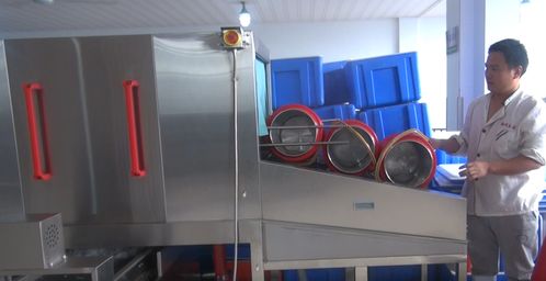 餐饮管理配餐公司周转保温箱的清洗规范与重要性